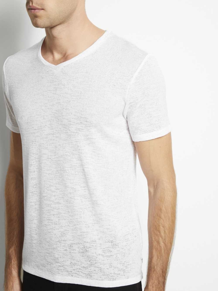 White Men's GUESS Gauze V-Neck T-Shirts | USA78FLJQO